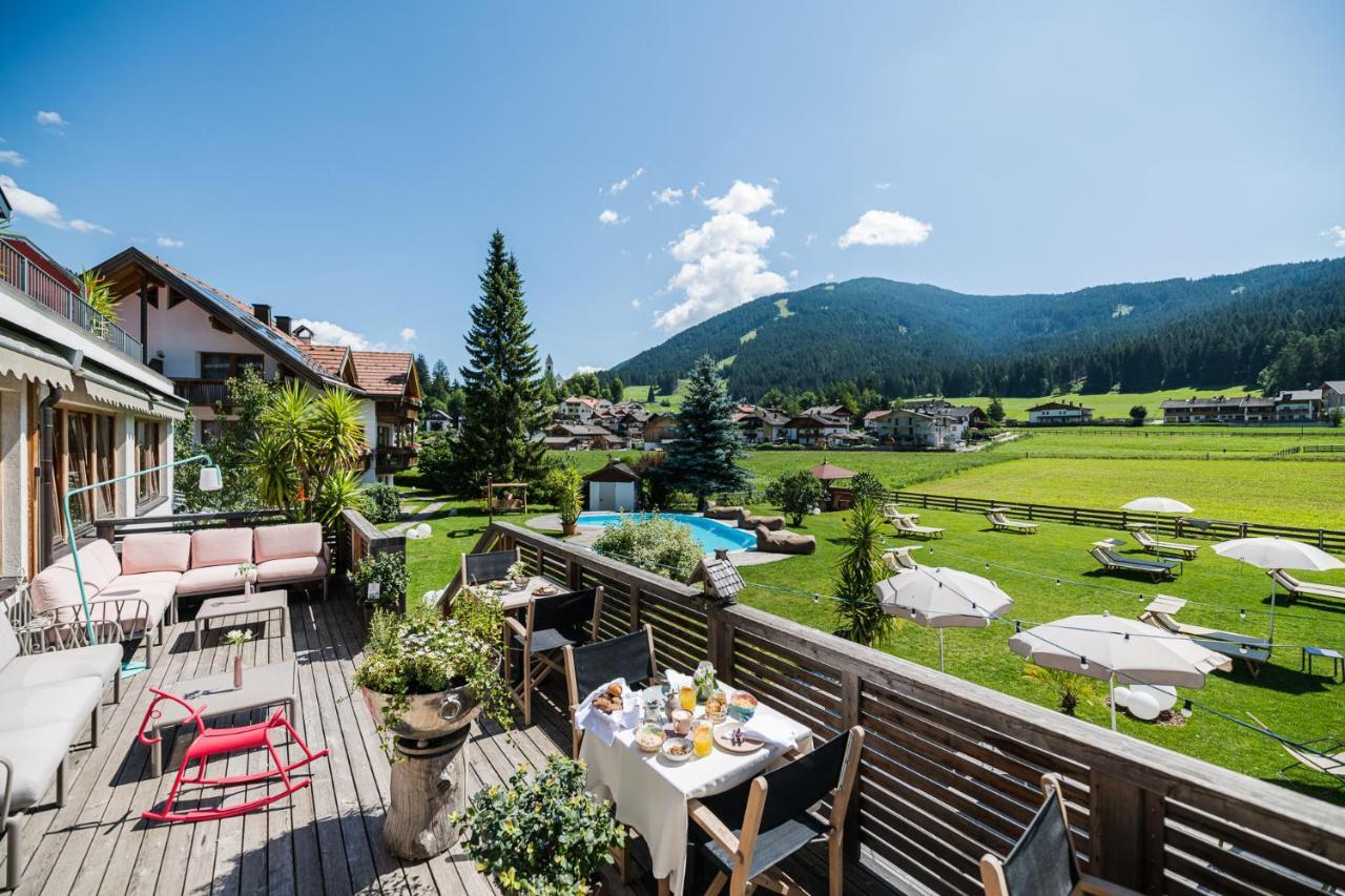 Helmhotel San Candido Eksteriør billede